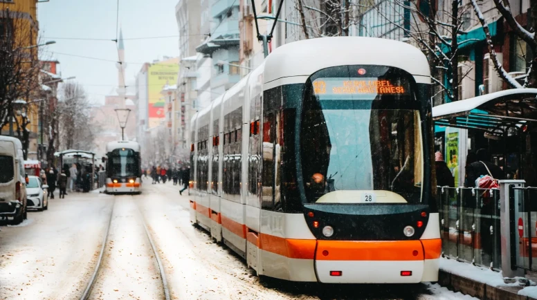 Kent İçi Ulaşımın Omurgası ESTRAM 21 Yaşında