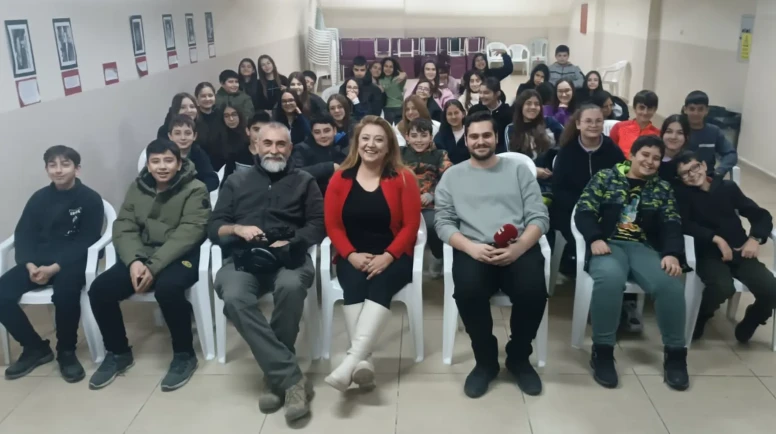 Eskişehir Durum ekibi, Namık Kemal Ortaokulu’nda öğrencilerle buluştu