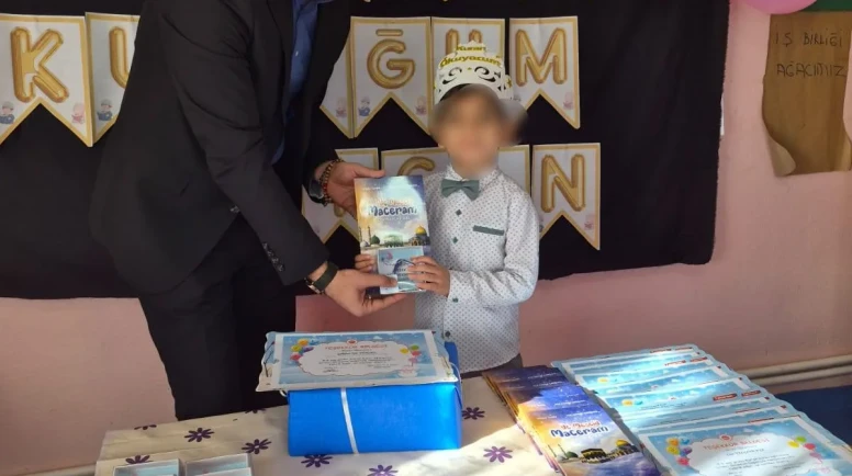 Mahmudiye’de Minik Öğrenciler İçin Kur’an’a Geçiş Merasimi
