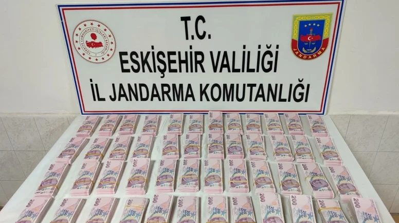 22 Büyükbaş İçin 2 Milyon Liralık Sahte Para Veren Şüpheli Yakalandı
