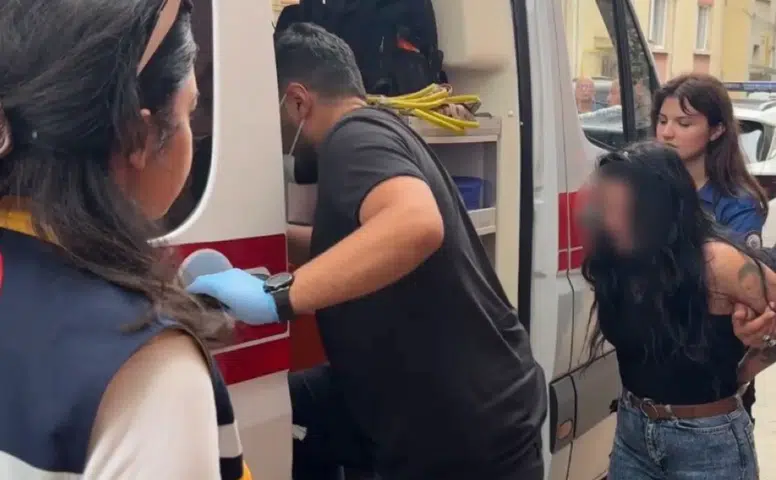 Eskişehir’de Çekiçli Öfke: Korkan Çocuğu Polis Sakinleştirdi