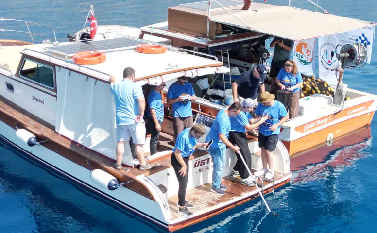 Eskişehir’de Yetiştirilen 13 Köpek Balığı Doğaya Salındı