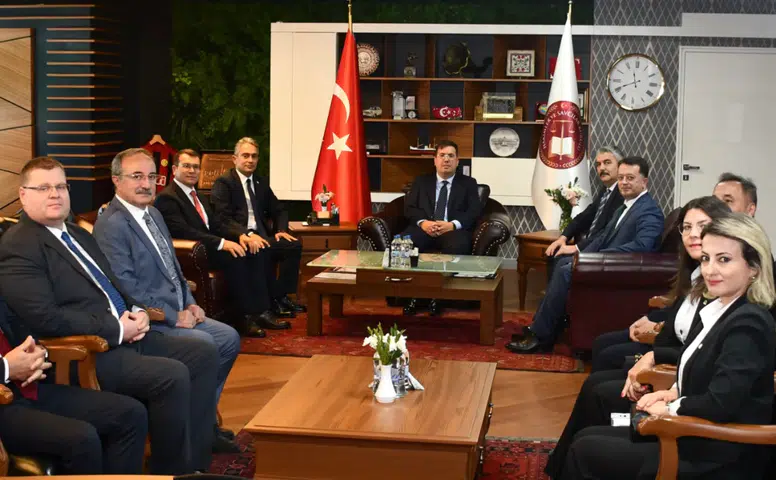 Bakan Yardımcısı Tuncay’dan Eskişehir Adliyesi’ne Ziyaret