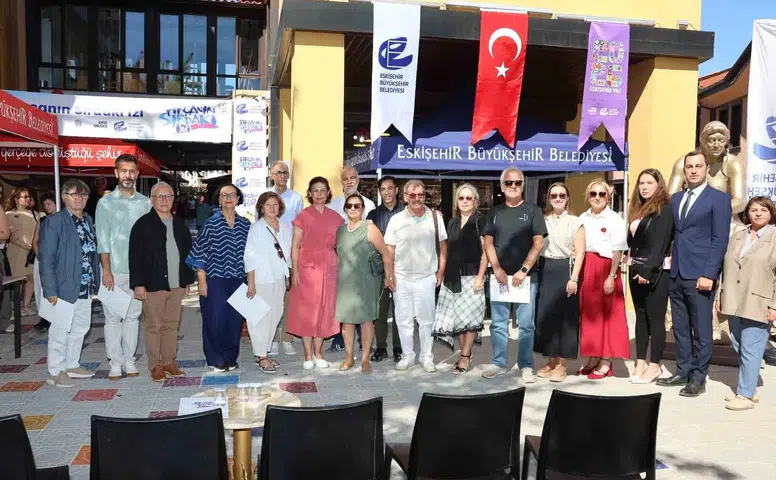 Eskişehir’de “Fırçanın Sırdaki İzi” sempozyumu başladı