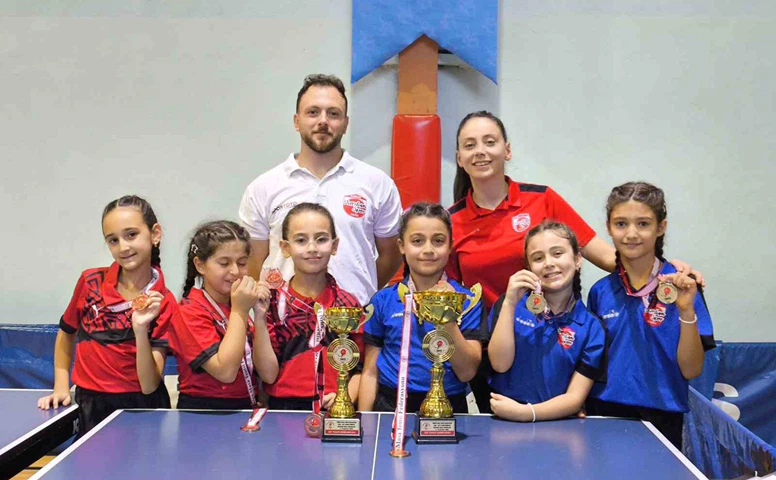 Eskişehirli masa tenisi sporcularından büyük başarı