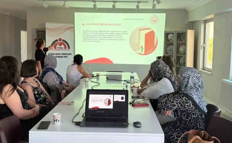 Eskişehir’de ADEM kursiyerlerine bilinçlendirme eğitimi verildi