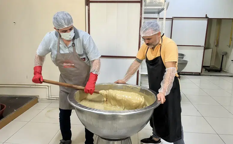 Helvanın yağı akıyorsa korkmayın: Ustası nedenini anlattı