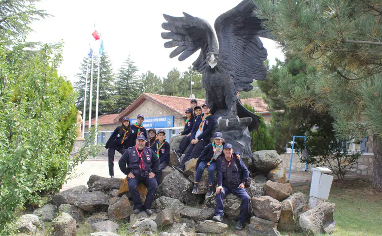 Tepebaşı İklim İzcileri Tarih ve Doğayla Buluştu