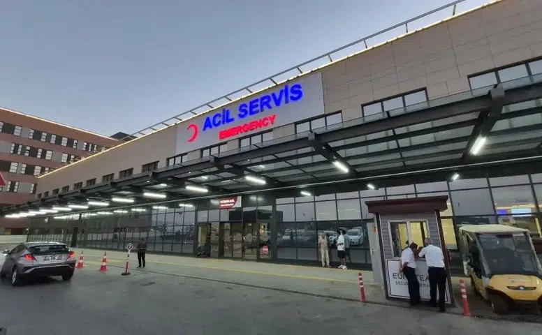 Eskişehir’de Evde Baygın Bulunan Yaşlı Çift Hastanede