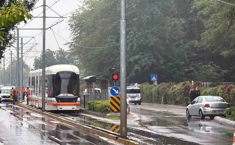 Eskişehir’de tramvay hattında katener arızası