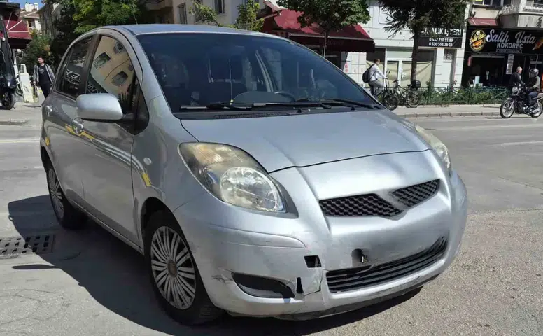 Eskişehir’de Otomobil İle Motosiklet Çarpıştı: 1 Yaralı