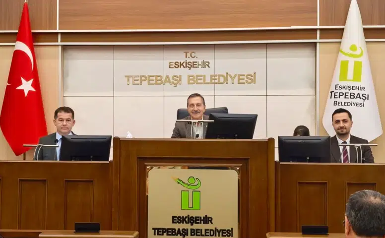 Tepebaşı Meclisi’nde dengeler değişti: Ataç Yeni Parti’de