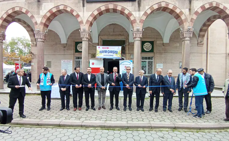 Eskişehir’de Filistin İçin Yardım Kermesi Düzenlendi
