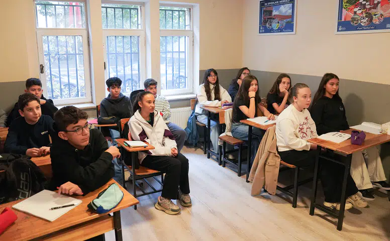 Tepebaşı’nda 367 Öğrenci İçin Eğitim Desteği