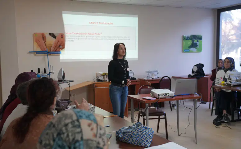 Tepebaşı’nda 26 Kursiyere Meme Kanseri Eğitimi