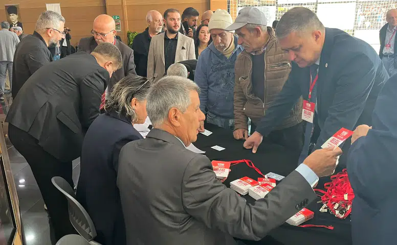 YENİ Parti Eskişehir Kongresinde Üye Demokrasisi Tartışması