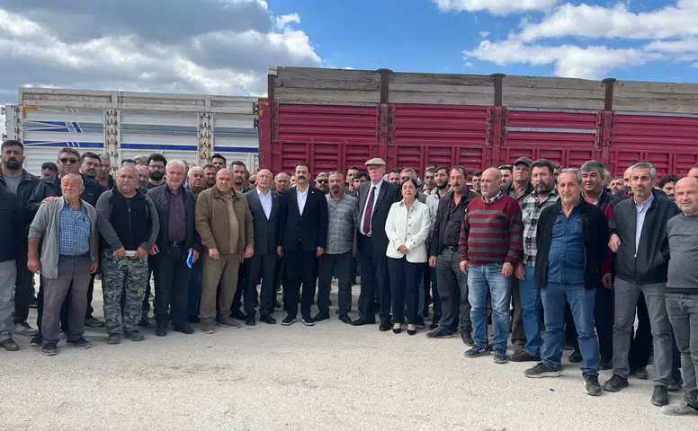 Eskişehir’de pancar üreticileri ve nakliyecilerden tepki: “Biz kimsenin kölesi değiliz”