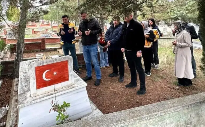 Ambulans Şoförü Halis Alan Vefat Yıl Dönümünde Anıldı