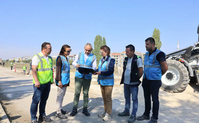 Başkan Ünlüce, Eskişehir’de Altyapı Çalışmalarını İnceledi