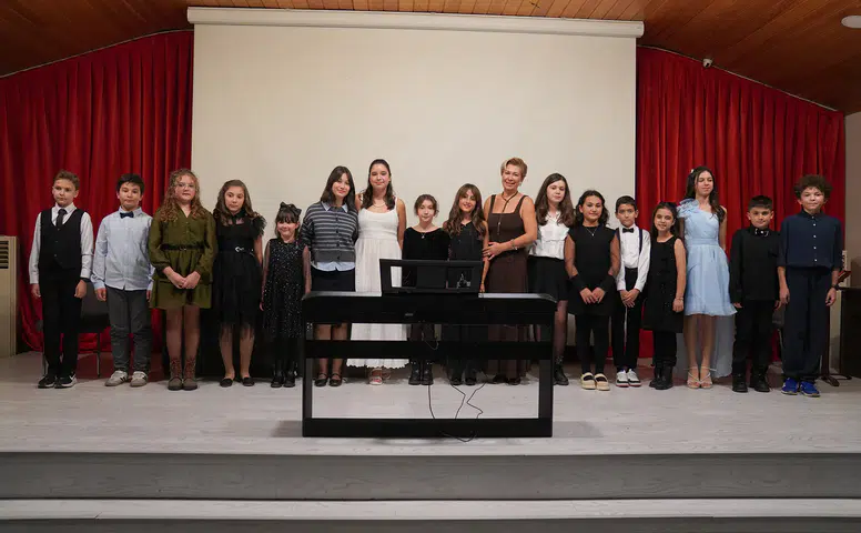 Tepebaşı’nın 16 Minik Piyanisti Sahneye Çıktı