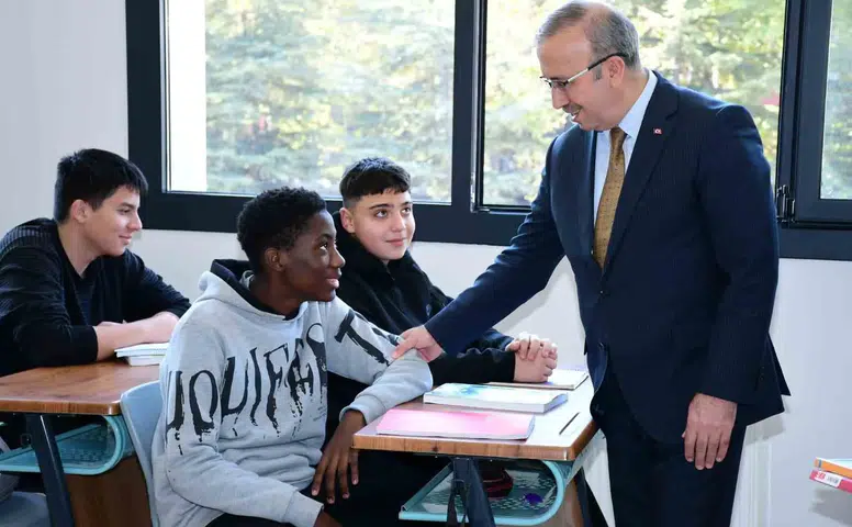 Sinan Aydın’dan Firuz Kanatlı MTAL’ye Ziyaret