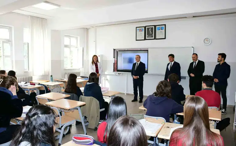 Eskişehir İl Millî Eğitim Müdürü Öğrencilerle Buluştu