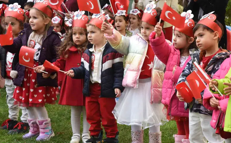 Anadolu Üniversitesi Kreşinde Cumhuriyet Coşkusu