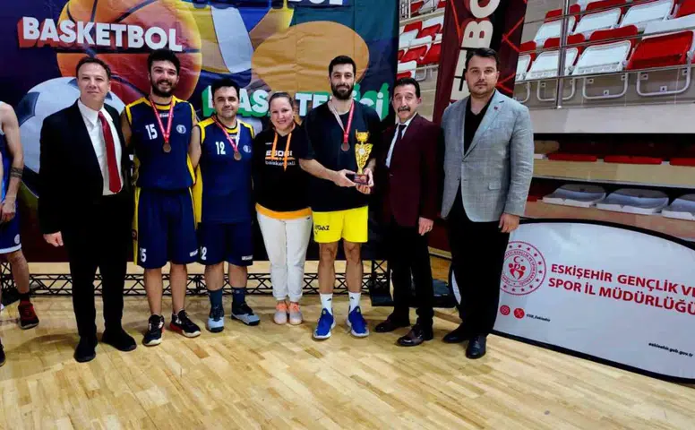 Eskişehir’de 4. Kamu Spor Oyunları Basketbol Şampiyonu