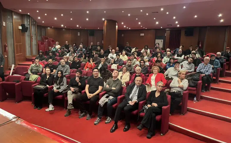 Eskişehir’de “Cumhuriyeti Nasıl Kazanacağız?” paneli düzenlendi