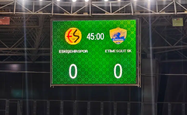 Eskişehirspor Etimesgut Karşılaşmasında İlk Yarı Gol Sesi Çıkmadı