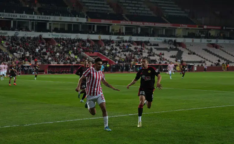 Eskişehirspor, Akşehirspor karşısında farka koştu