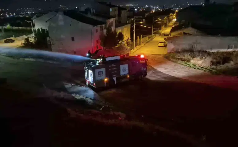 Eskişehir’de Parkta Traktör Lastiği Yakıldı