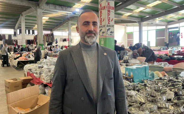 Tepebaşı’nda gece pazarı uygulaması başladı