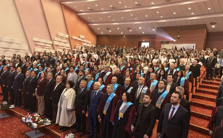 ESOGÜ’de Akademik Yıl Başladı, İlk Dersi Şentop Verdi