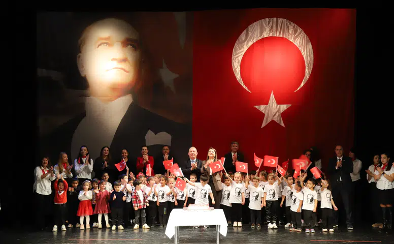 Es Çocuk Evi’nde Cumhuriyet Bayramı Coşkusu