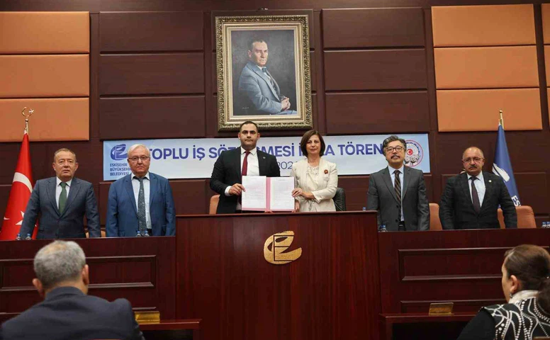 Eskişehir Büyükşehir Belediyesinde İşçilere Yüzde 26 Zam