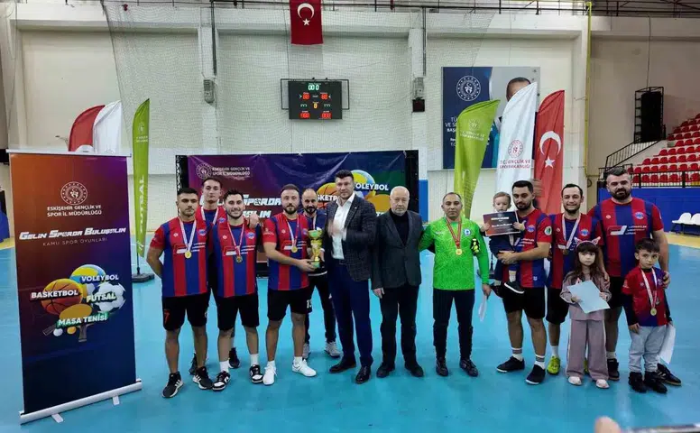 Eskişehir’de Futsal Şampiyonu TÜRASAŞ Oldu