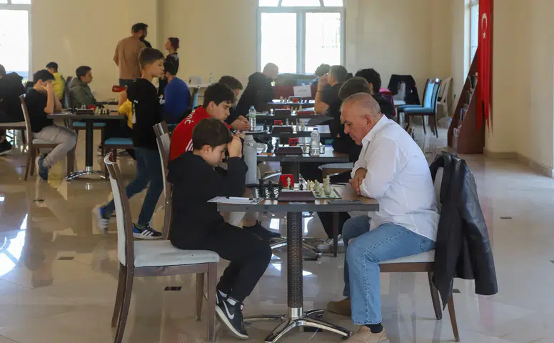 Eskişehir’de Cumhuriyet Bayramı Satranç Turnuvasıyla Kutlandı