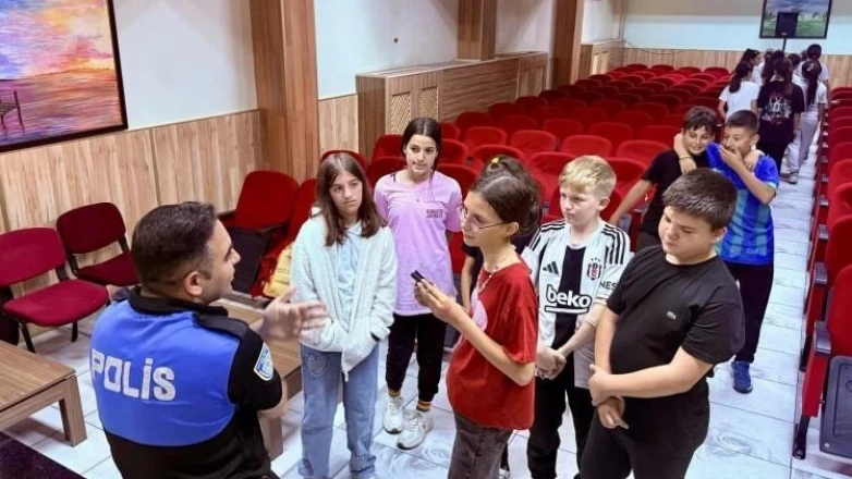 Polislik mesleği öğrencilere tanıtıldı, güven bilinci aşılandı