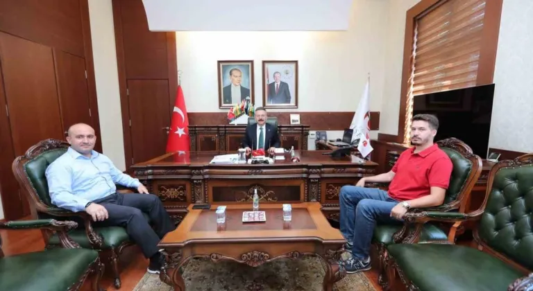 AK Parti İl Başkanı Albayrak ve yardımcısı Vali Aksoy’u ziyaret etti