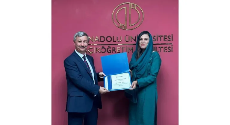 Anadolu Üniversitesi ile Allama Iqbal Üniversitesi Çalışması