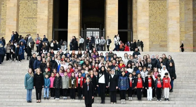 Atatürk Sevgisi Küçük Yaşta Başlar