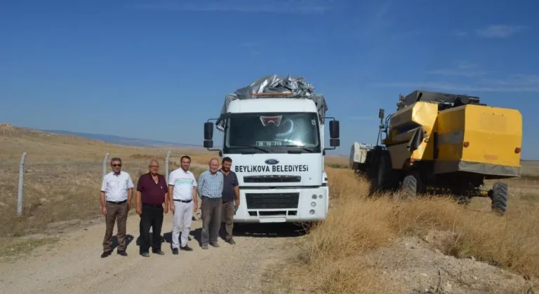 Beylikova'da Yağlık Ayçiçeği Hasadı Başladı