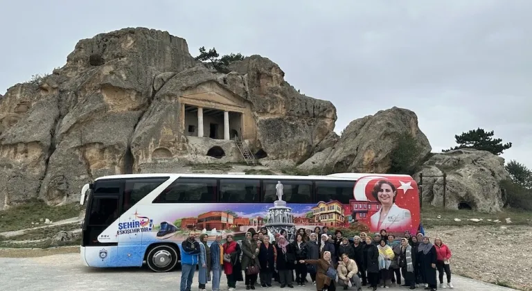 Çamlıca ve Çankaya Mahalle Sakinleri Frig Vadilerini Keşfetti