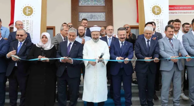 ESTÜ Camii Açılışına Diyanet İşleri Başkanı Erbaş Katıldı
