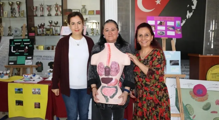 Eskişehir Atatürk Lisesi’nde Biyoloji Sergisi