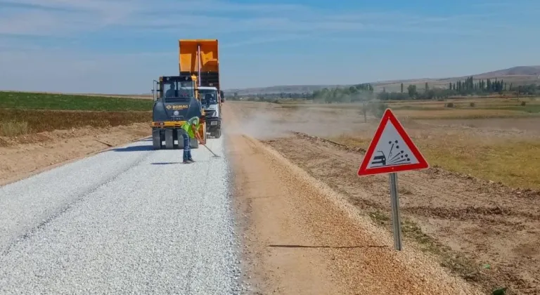 Eskişehir Büyükşehir Belediyesi'nin Yol Çalışmaları Devam Ediyor