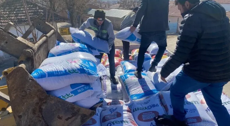 Eskişehir çiftçisi depremzede kardeşlerini unutmadı