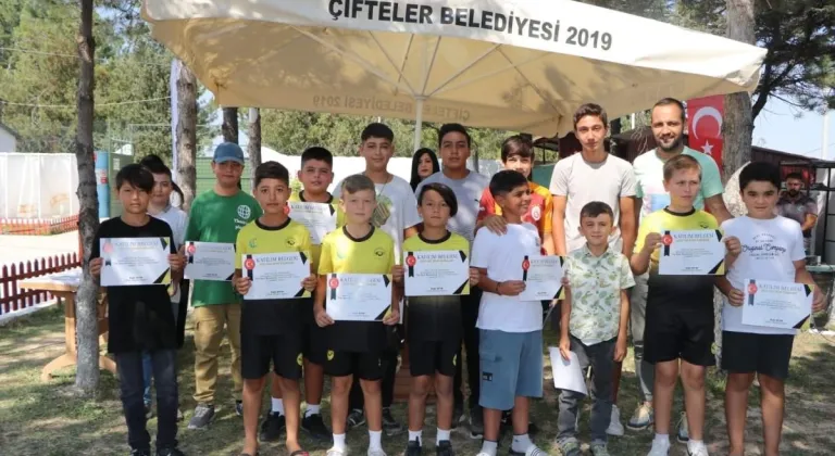 Eskişehir Çifteler‘de Yaz Okulu Kursları Tamamlandı