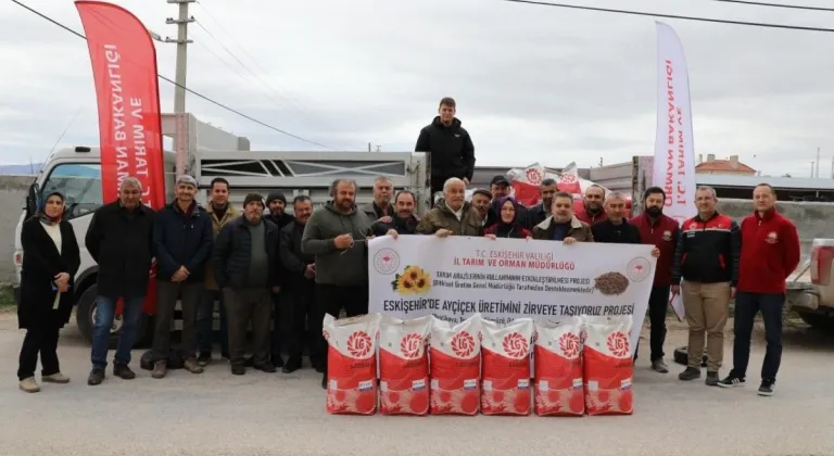 Eskişehir Çifteler’e Geneli Hibe Günebakan Tohumu Dağıtıldı